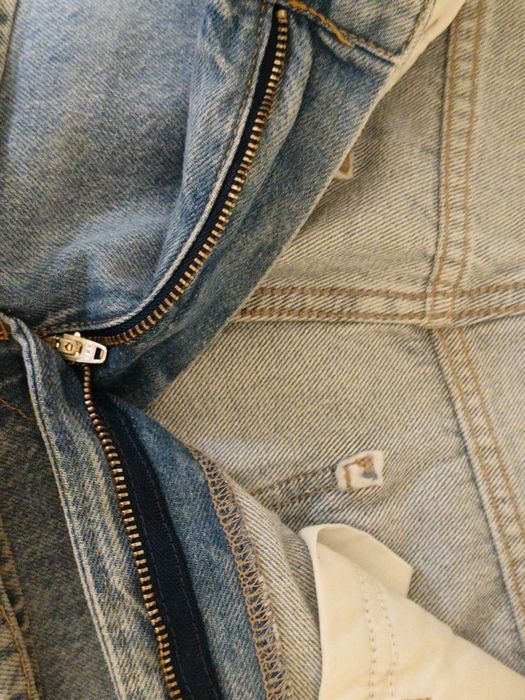 Джинси Zara . В розмірі М