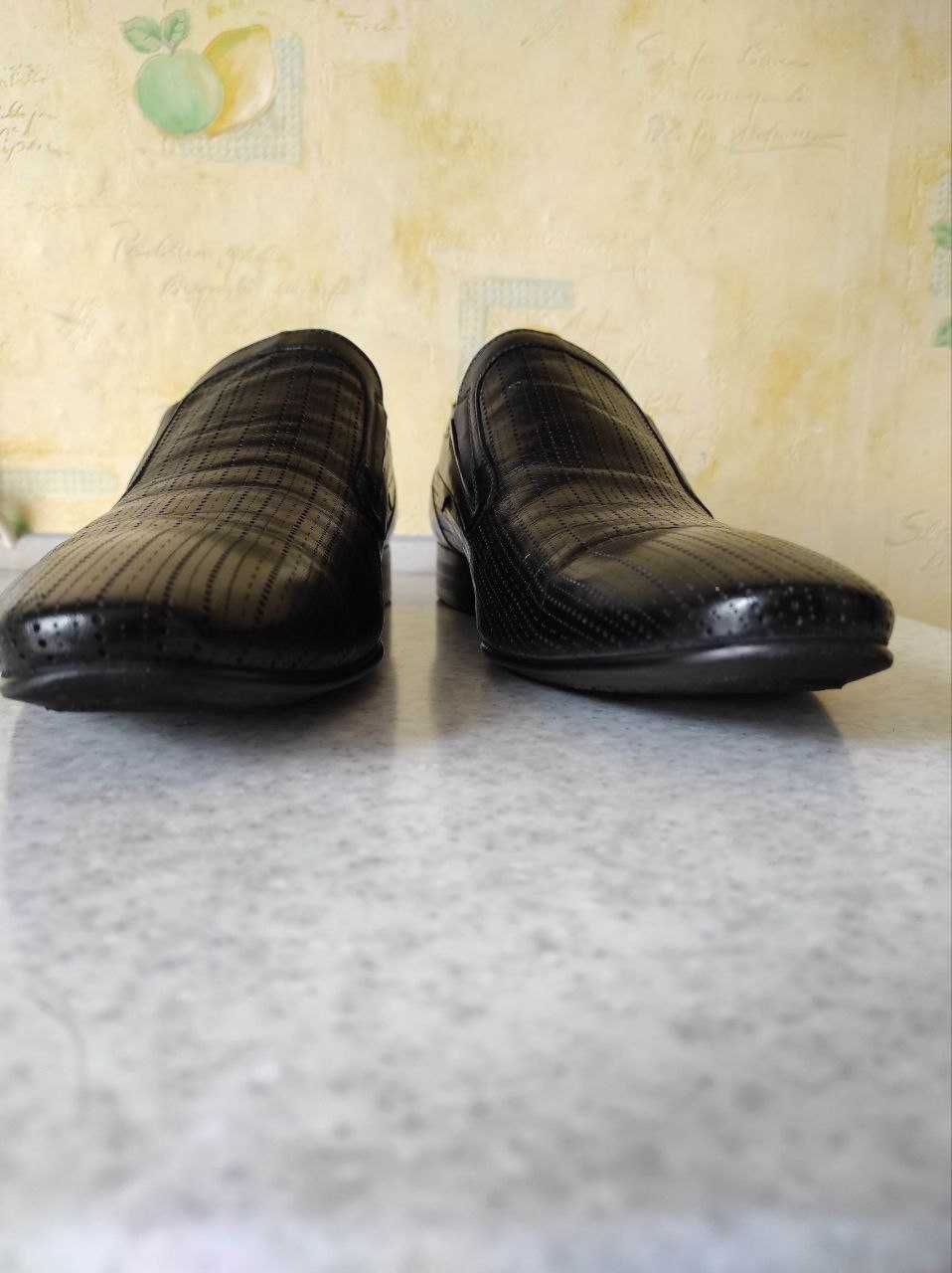 Туфли мужские черные кожаные