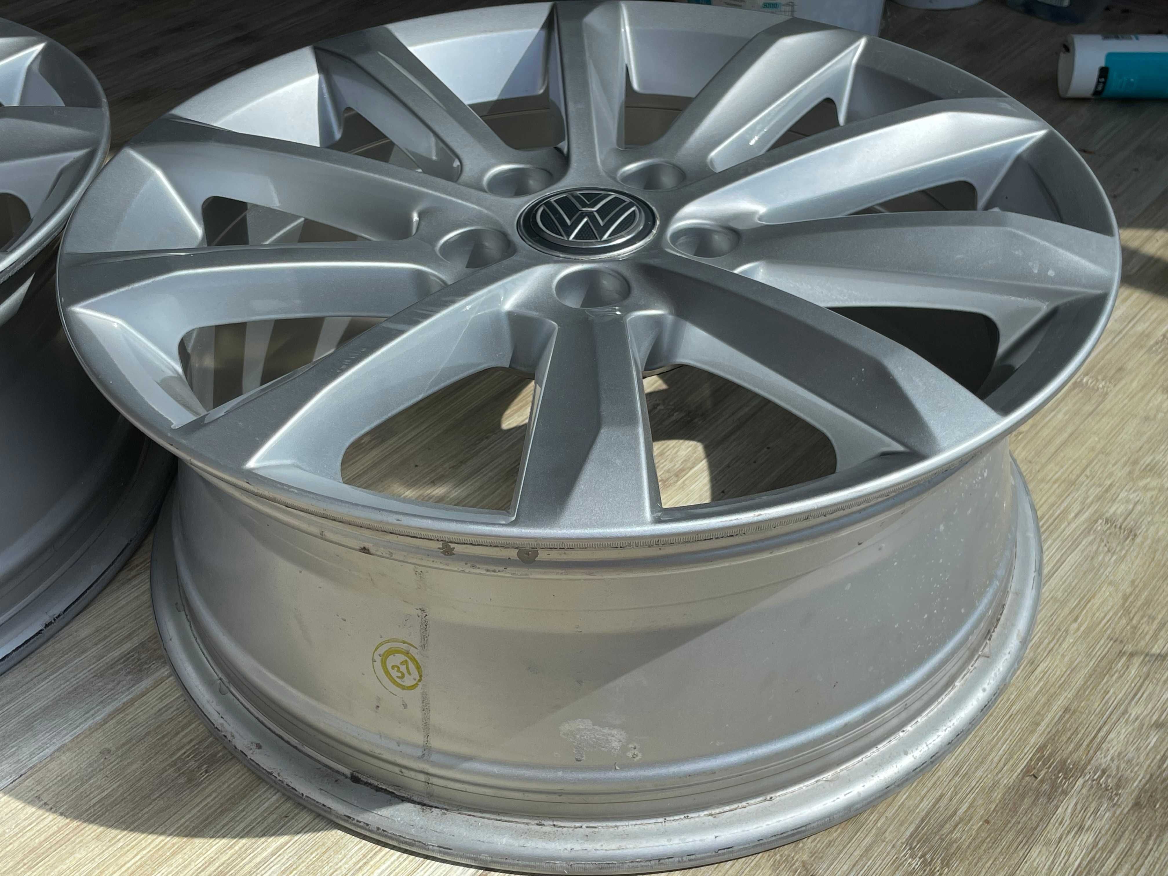 Диски VW 17 5x112 - 4шт. - 17 VW Passat TIGUAN Touran T roc JETTA Golf