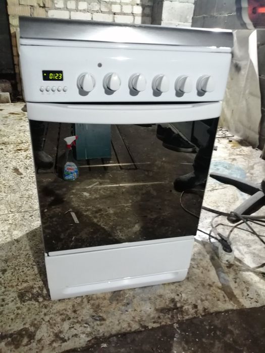 Плита газова з електродуховкою Bosch EU85-53hj8. Асортимент. Гарантія.