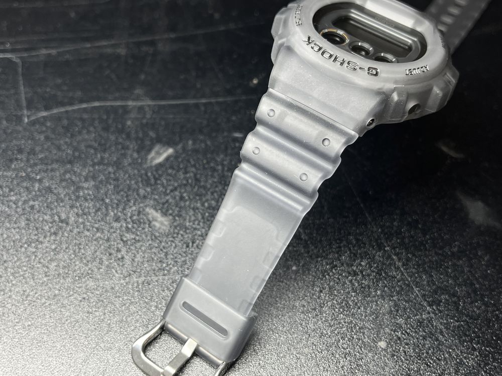 Casio G-SHOCK DW-6900 mod