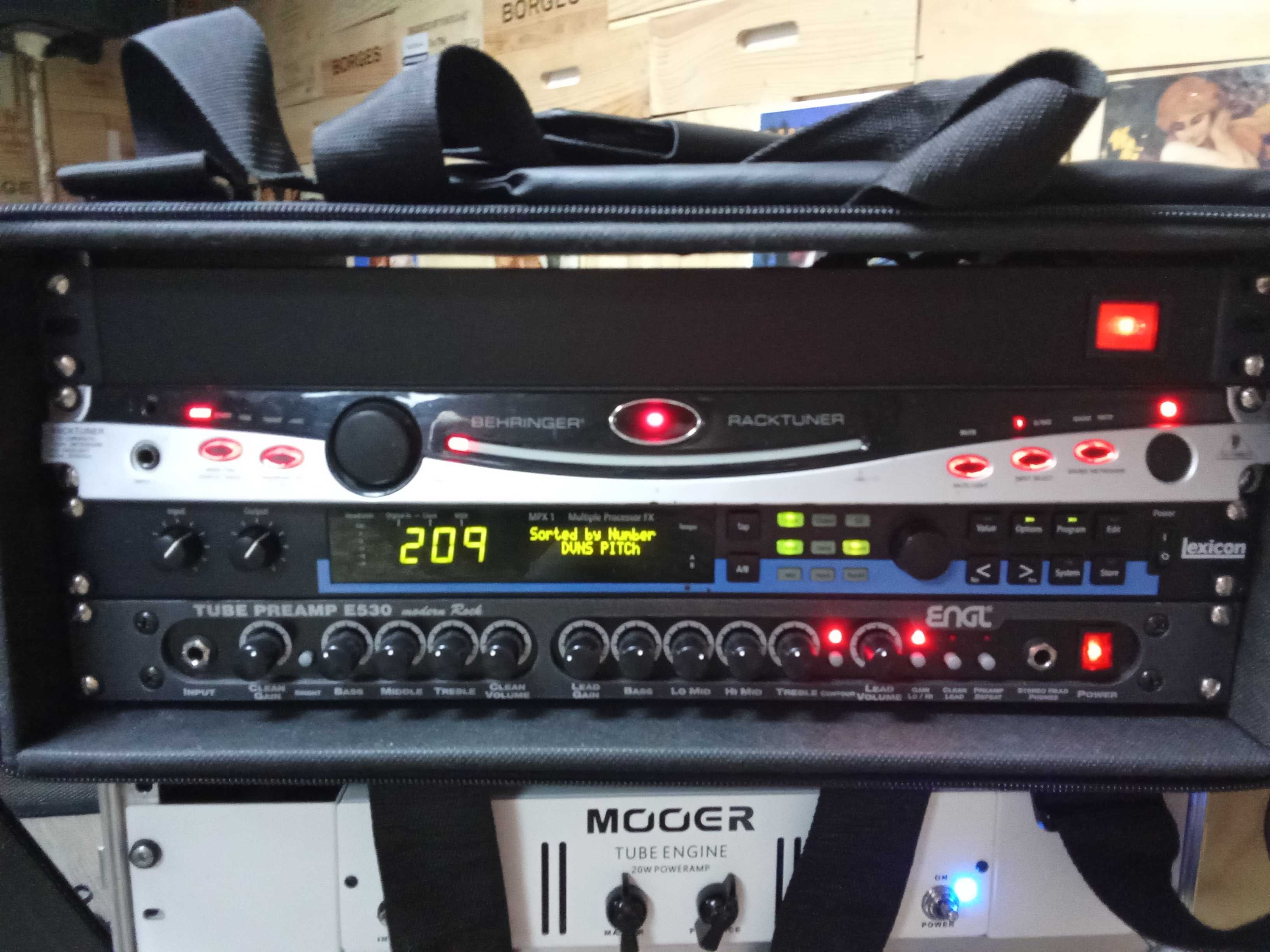Behringer Rack Tuner