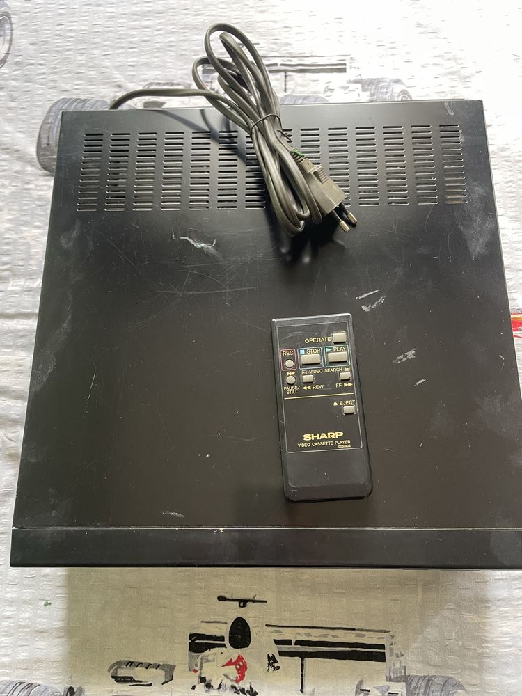 Magnetowid Sharp VC-6V3 sprawny z pilotem