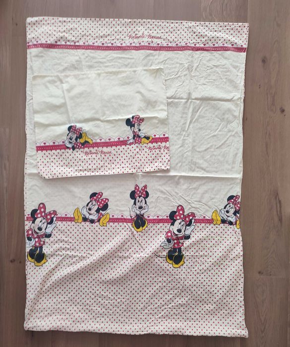 Komplet pościeli w myszkę Minnie rozmiar 100x135