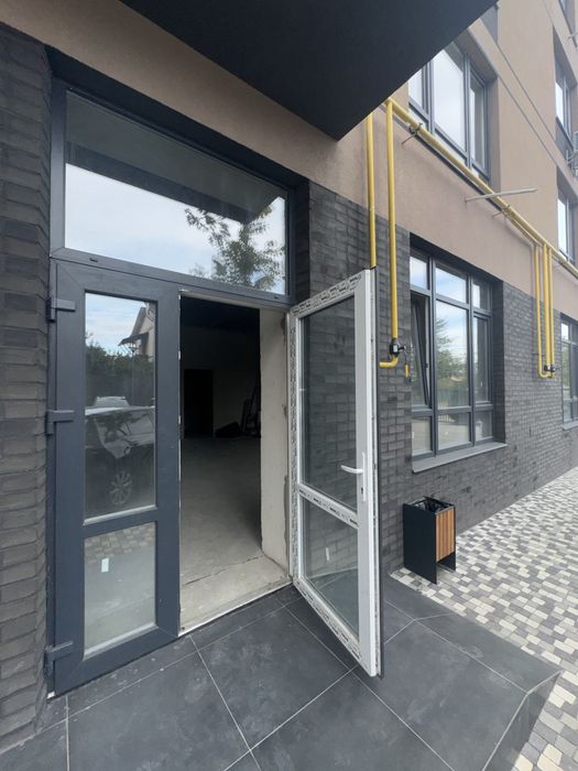 Комерційне приміщення Від Власника 45квм Василя Стуса Центральний Парк