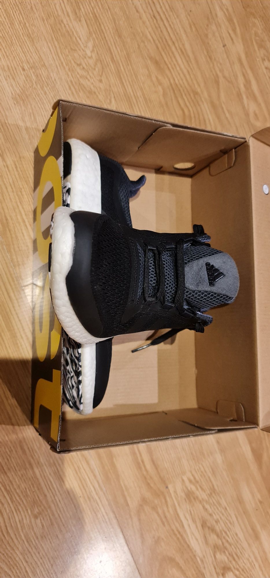 buty Adidas Boost ( w sprzedaży też buty nike air puma jordan kobe )