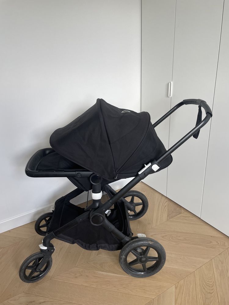 Czarny wózek Bugaboo 2w1 model fox 3 w super stanie