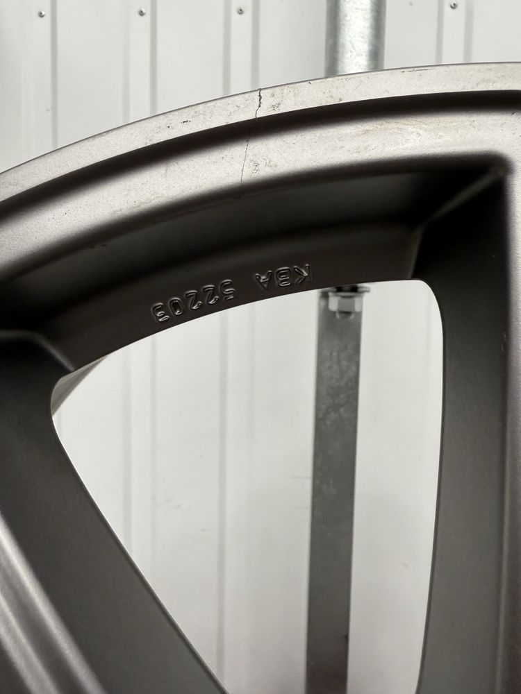 Alufelgi KOMPLET 19 cali 5x112 Audi VW Mercedes Skoda Seat BROCK