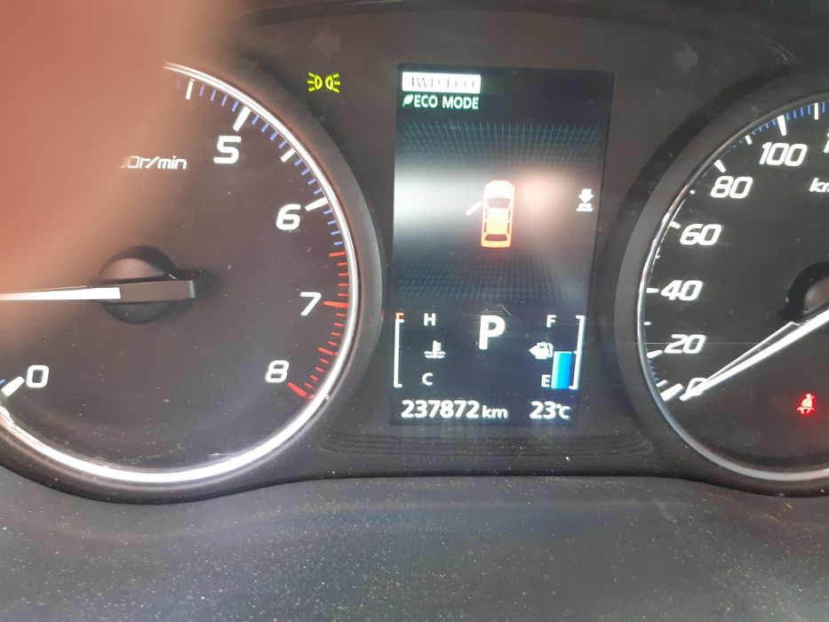 Mitsubishi qutlander 4x4  2.0 2013 (nowa skrzynia cvt)
