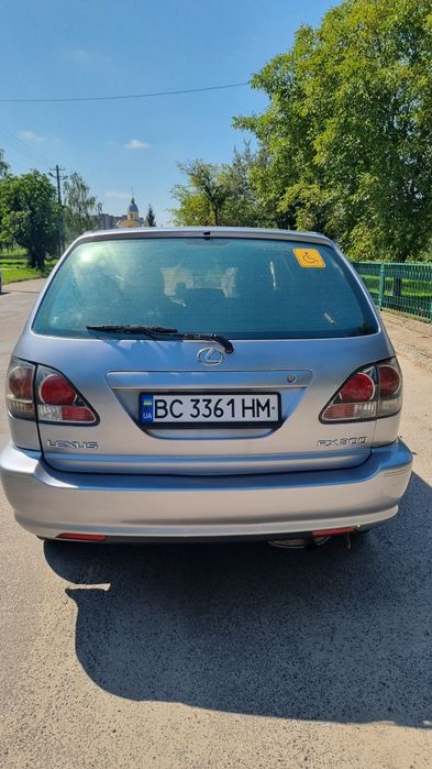 Lexus Rx300 продаж