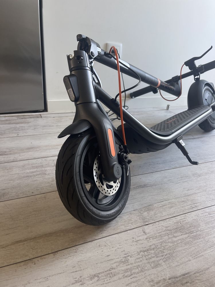 Trotinete eletrica Nineboot F2 Plus SEGWAY
