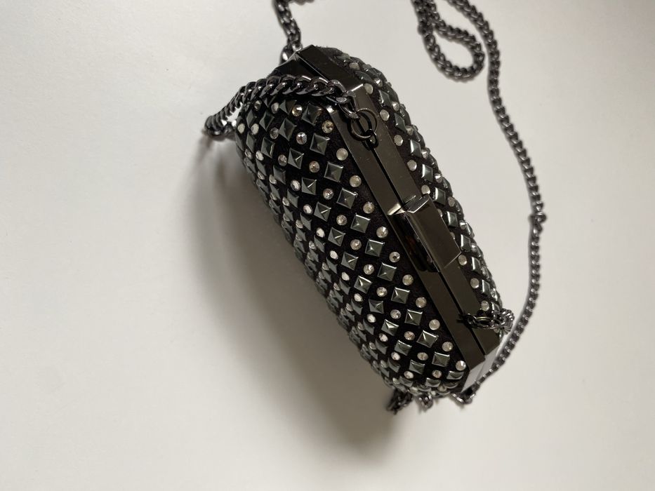 torebka mini H&M czarna na łańcuszku elegancka kopertówka