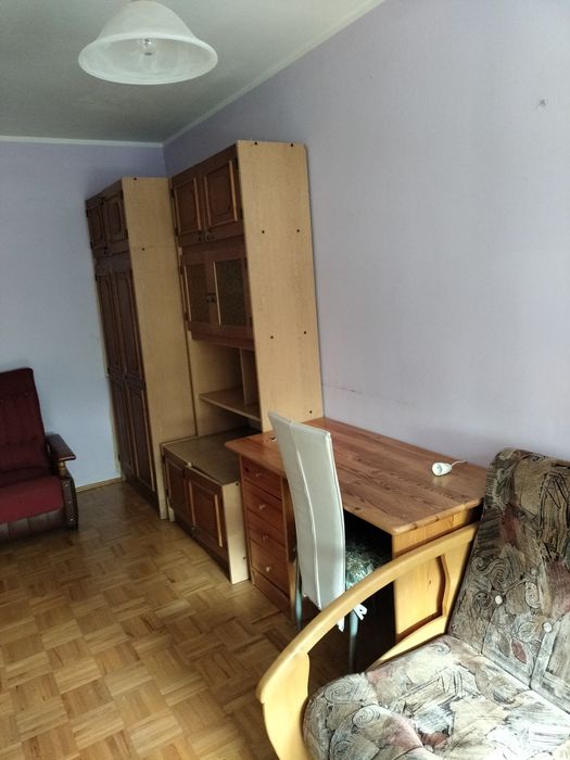 Pokój 12m2 w mieszkaniu 3pokojowym