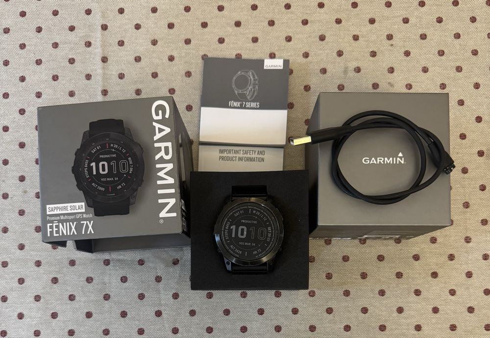 Garmin Fēnix 7X Sapphire Solar з новим ремінцем HeMsut