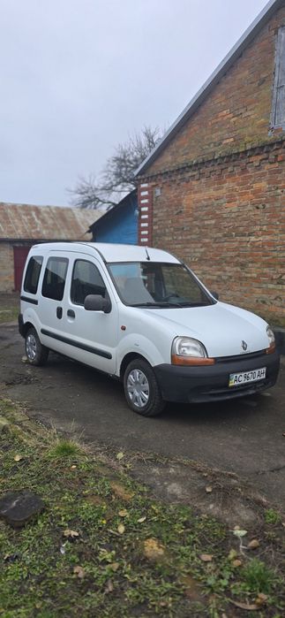 Продам автомобіль .