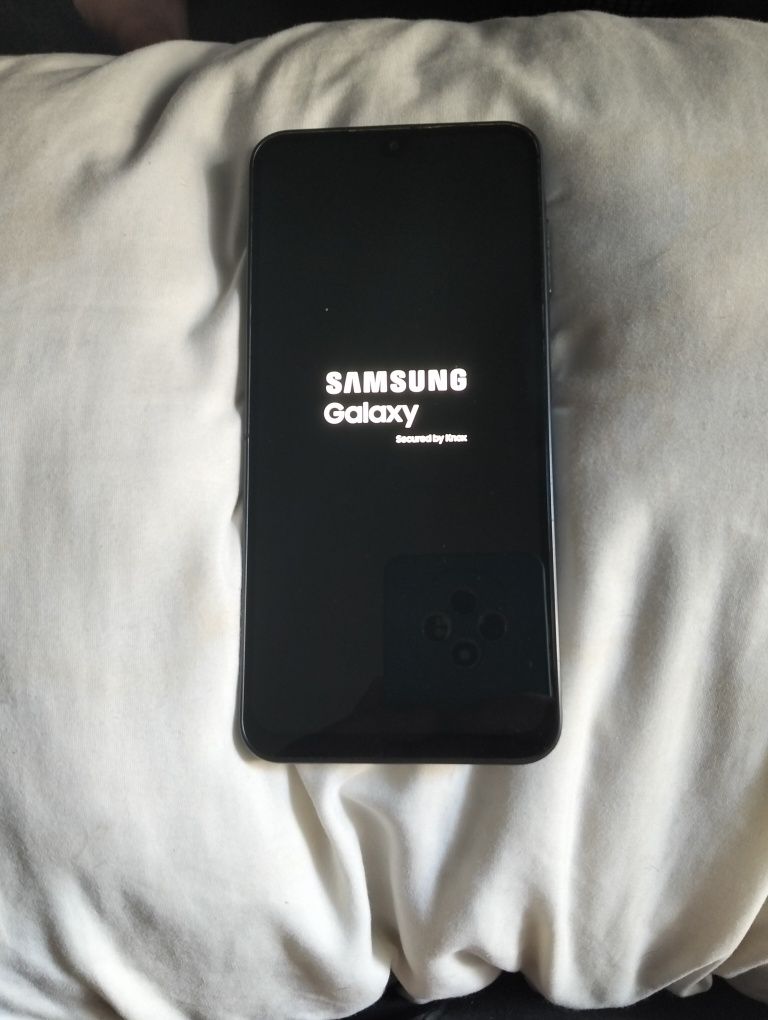 Samsung A16 como novo