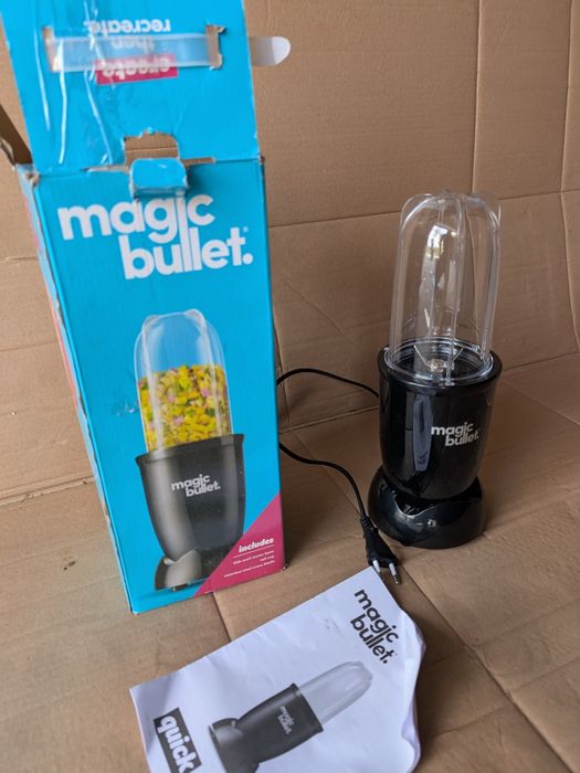 Mały blender kielichowy Magic Bullet.