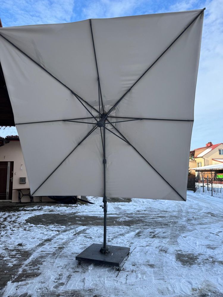 Parasol przeciwsłoneczny 3x3 m z obciażnikiem 100kg