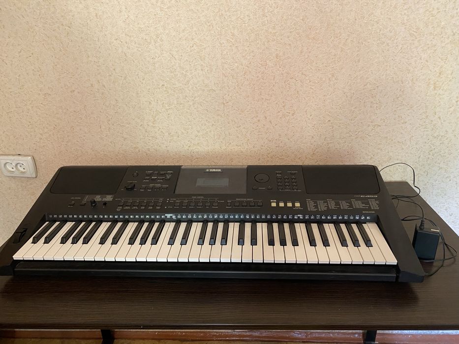 Синтезатор Yamaha psr-e453