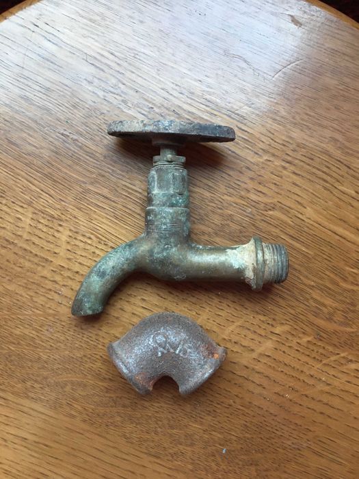 Настоящий латунный кран с переходником