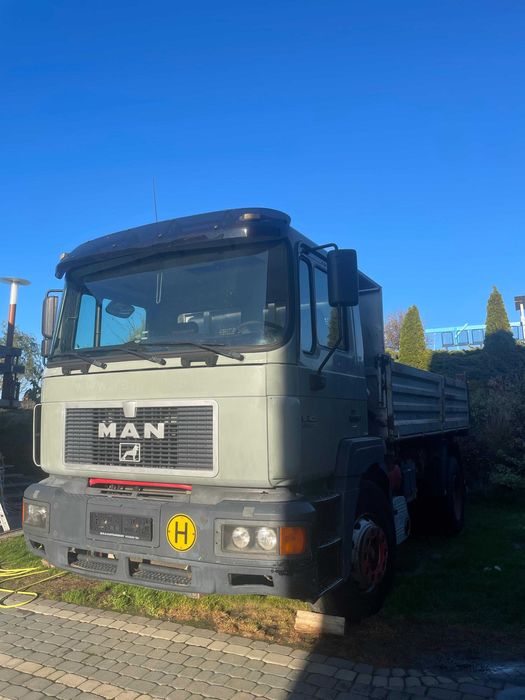 Sprzedam samochód ciężarowy