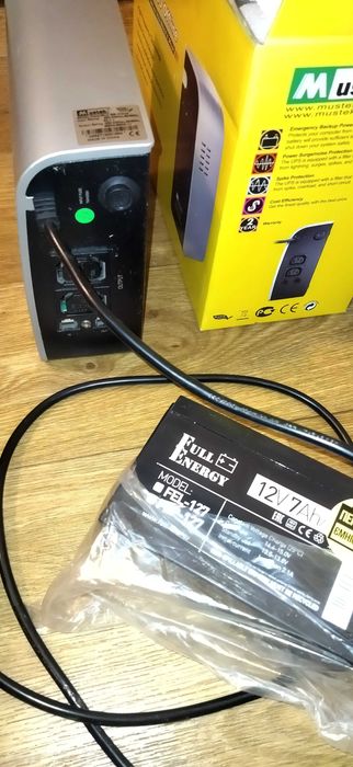 Mustek 600w offline -ББП 220в с новым АКБ iBattery 12в/7 Ам + адаптер