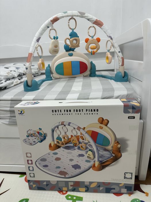 Килимок мобіль дуга5 звукових режимів підсвічування 5 іграшок підвісок