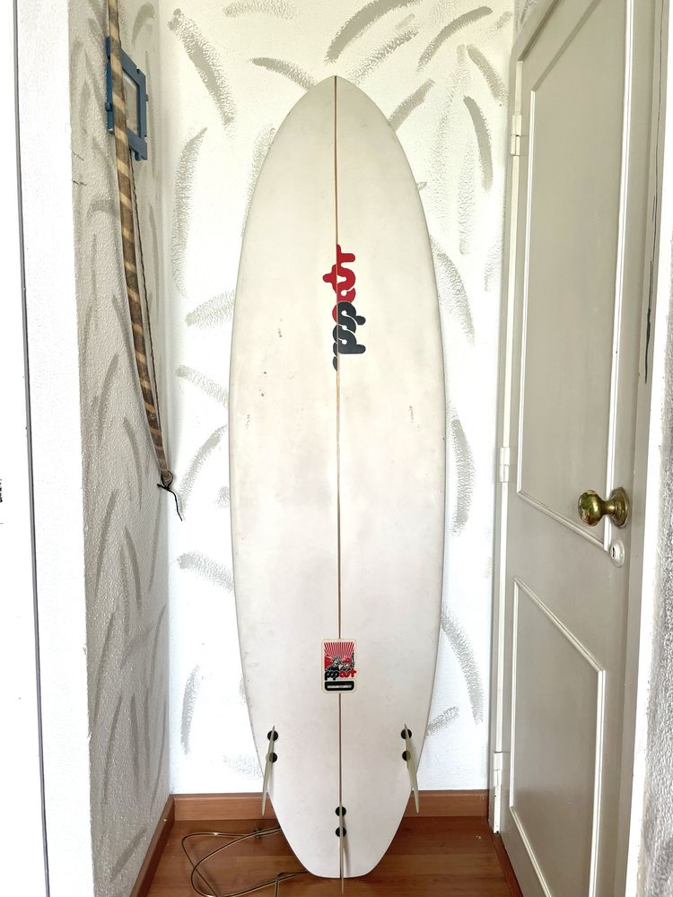 Prancha de Surf (P-P-A-T Surfboards)
