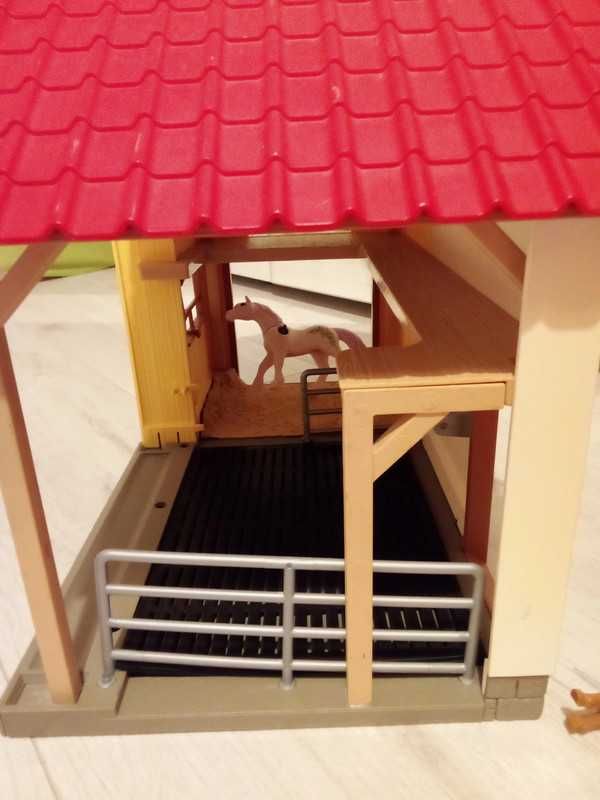 stajnia schleich Playmobil domek dom