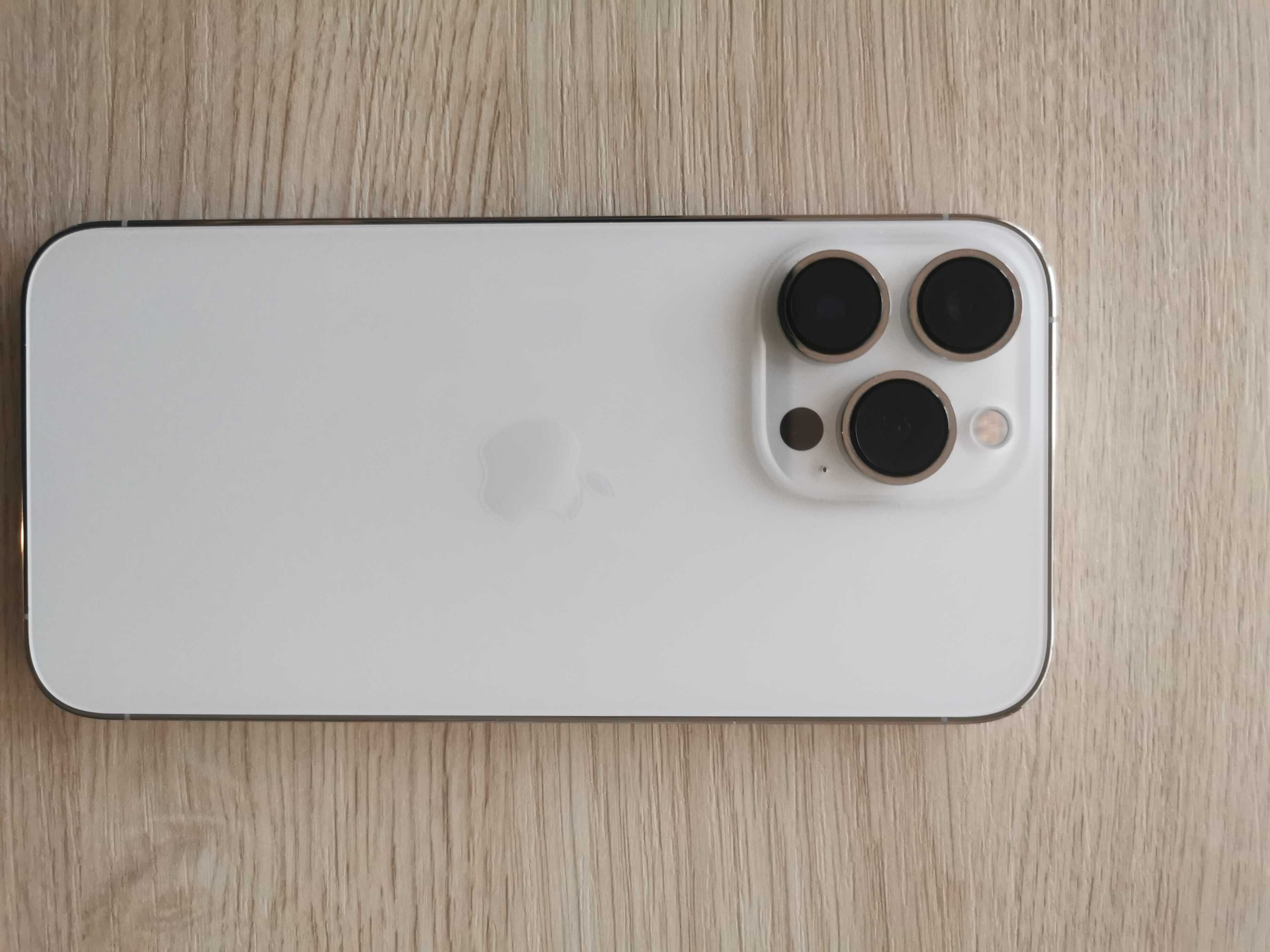 iPhone 13 PRO srebrny