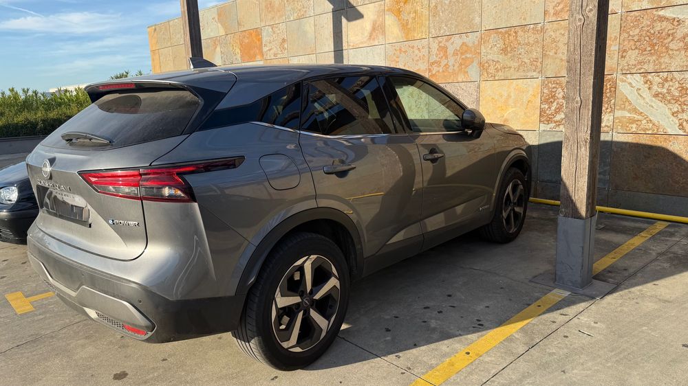 Vendo Nissan 2023