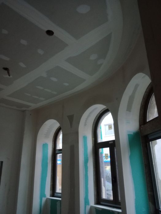 Pladur, Tetos Falsos, Divisórias, Pintura e Pisos Flutuantes – Pro