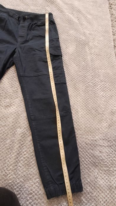 Spodnie joggery H & M r 146 jak nowe