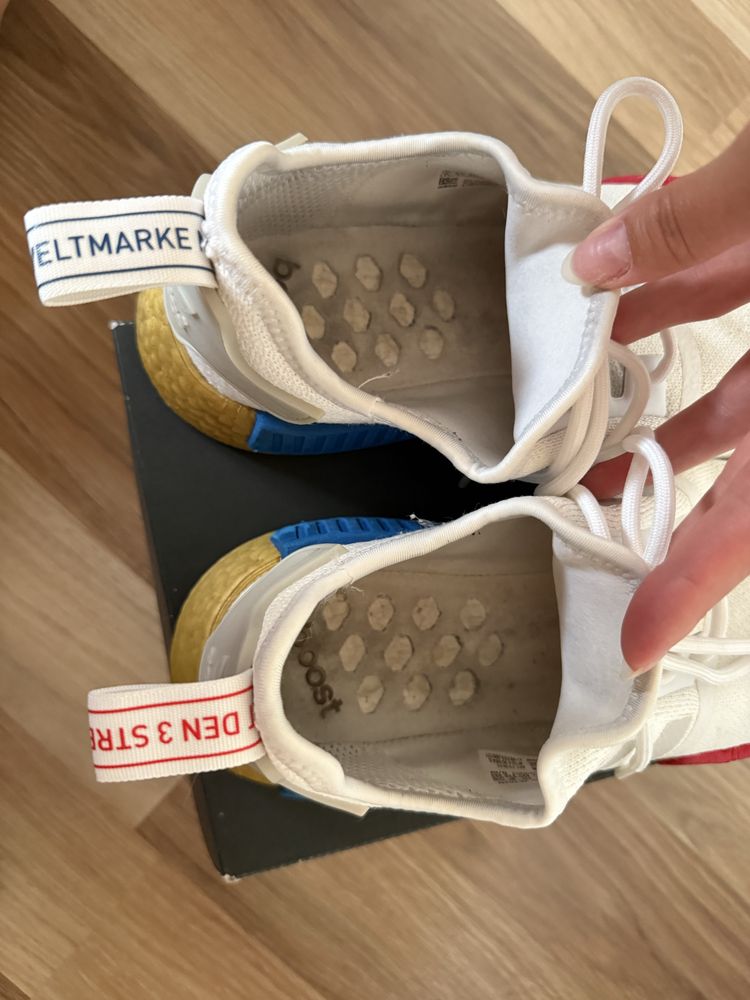 Adidas Boost biale lekkie 42 2/3