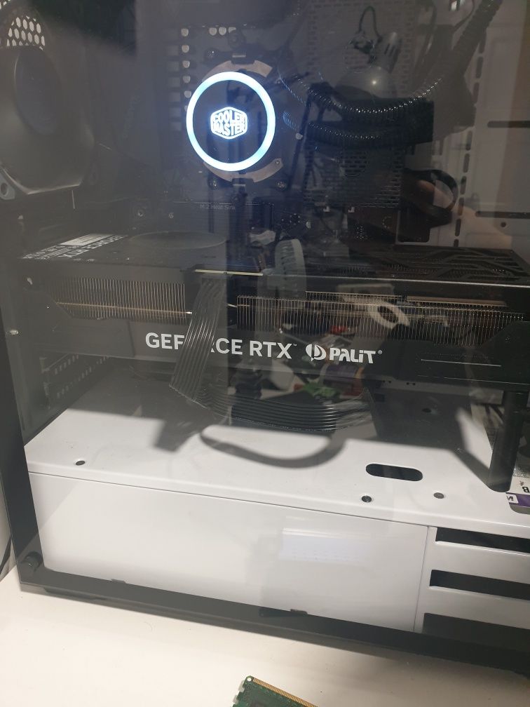 Rtx 4070 12gb Palit triple fan