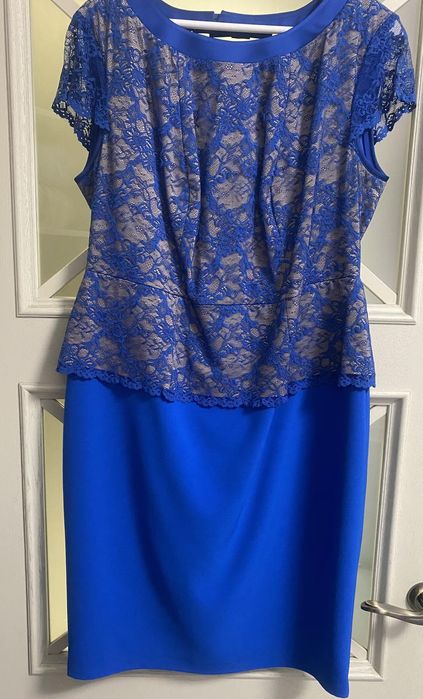 Гарна сукня 42 розмір