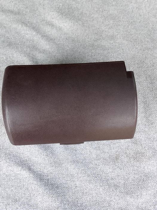 Brązowa osłona bezpieczników VW T3 caravelle Multivan syncro Westfalia