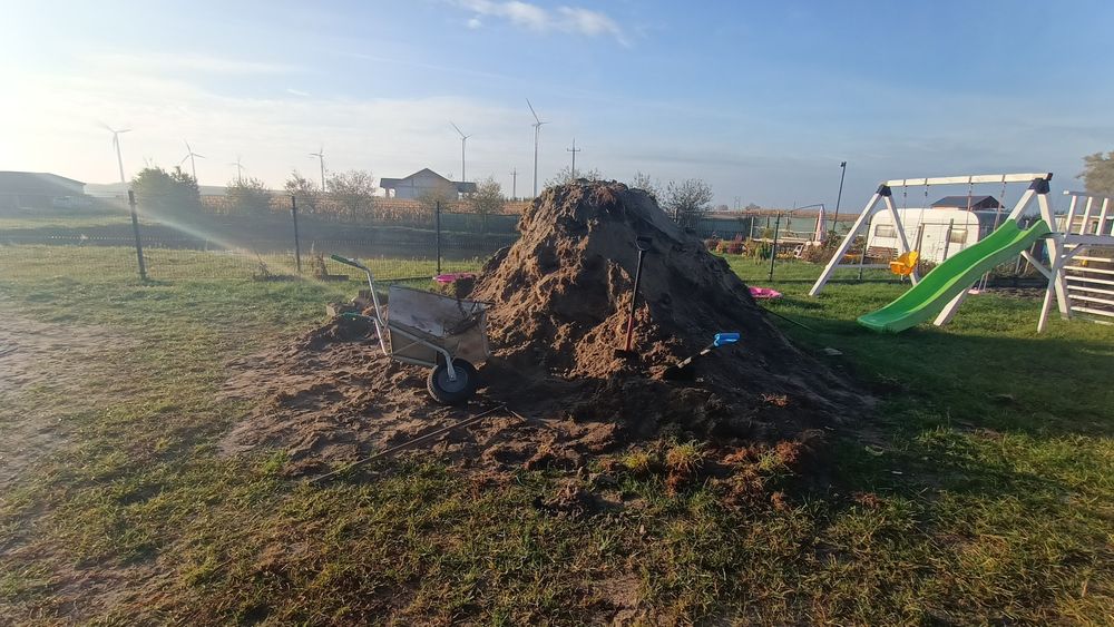 Oddam ziemia na wyrównanie terenu