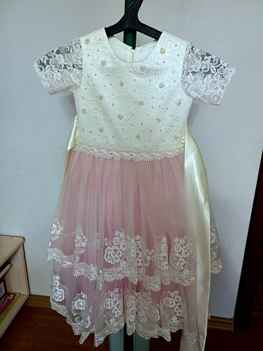 плаття на дівчинку