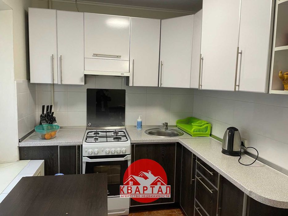 Продается 1 к. квартира 1 этаж с ремонтом р-н 12 Апреля (Героев Крут)