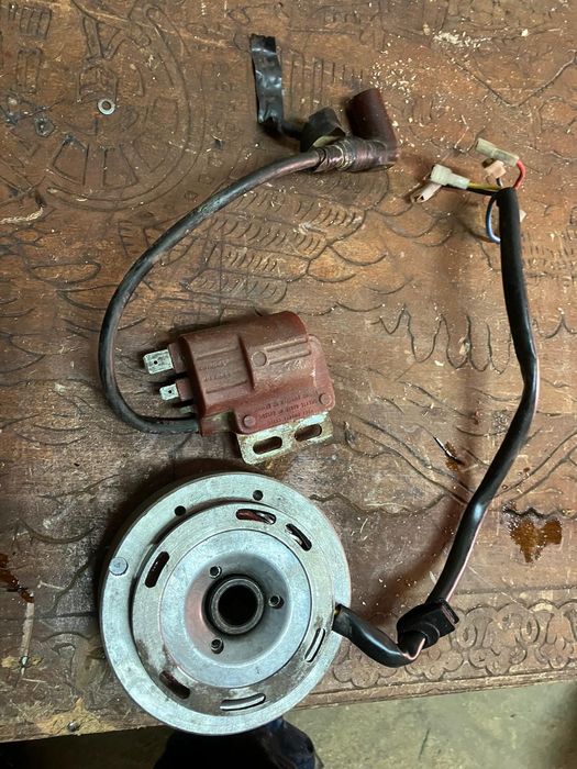 Vendo motoplat de um motor Sachs v5