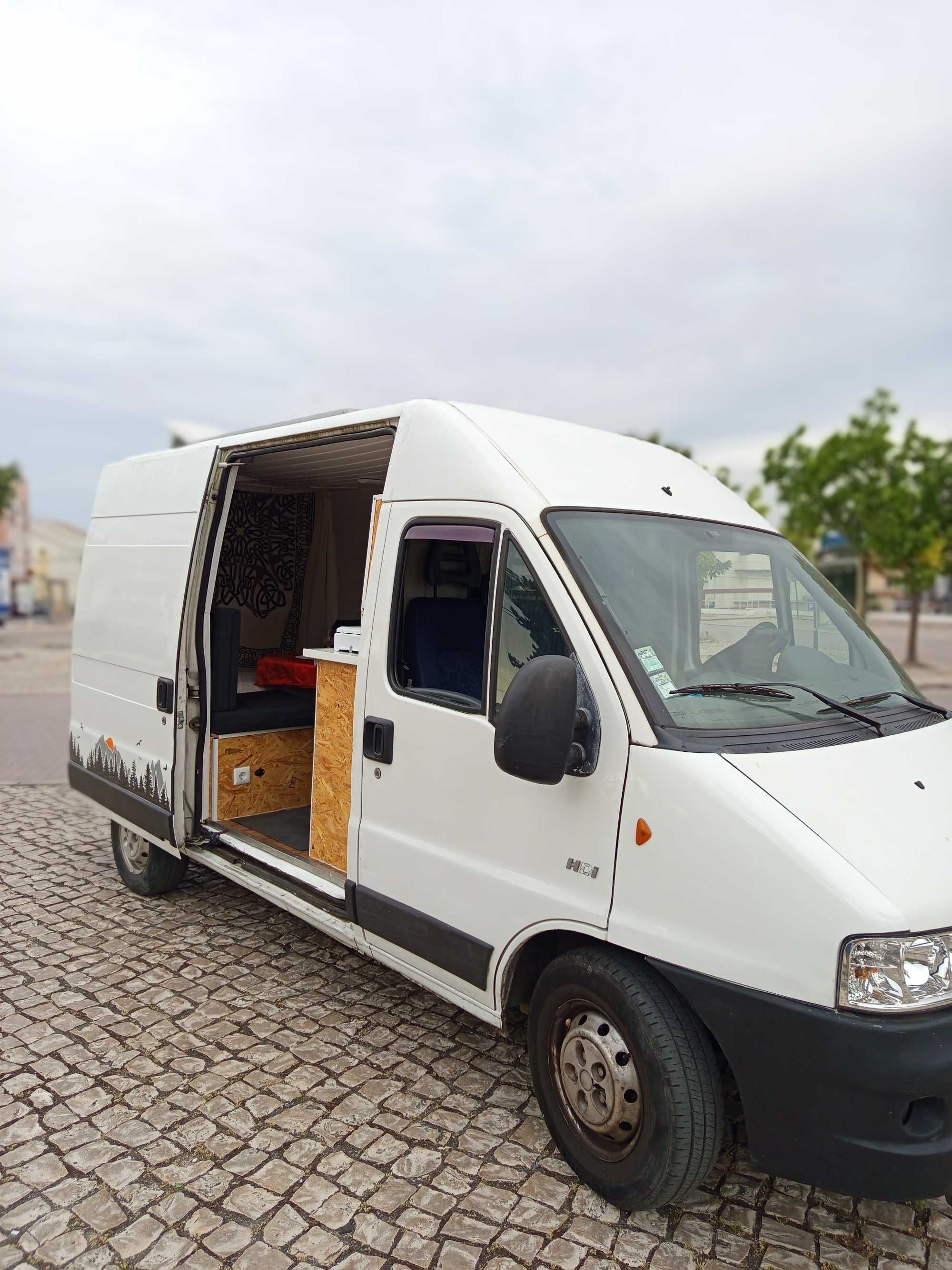 Campervan 2006 teto alto