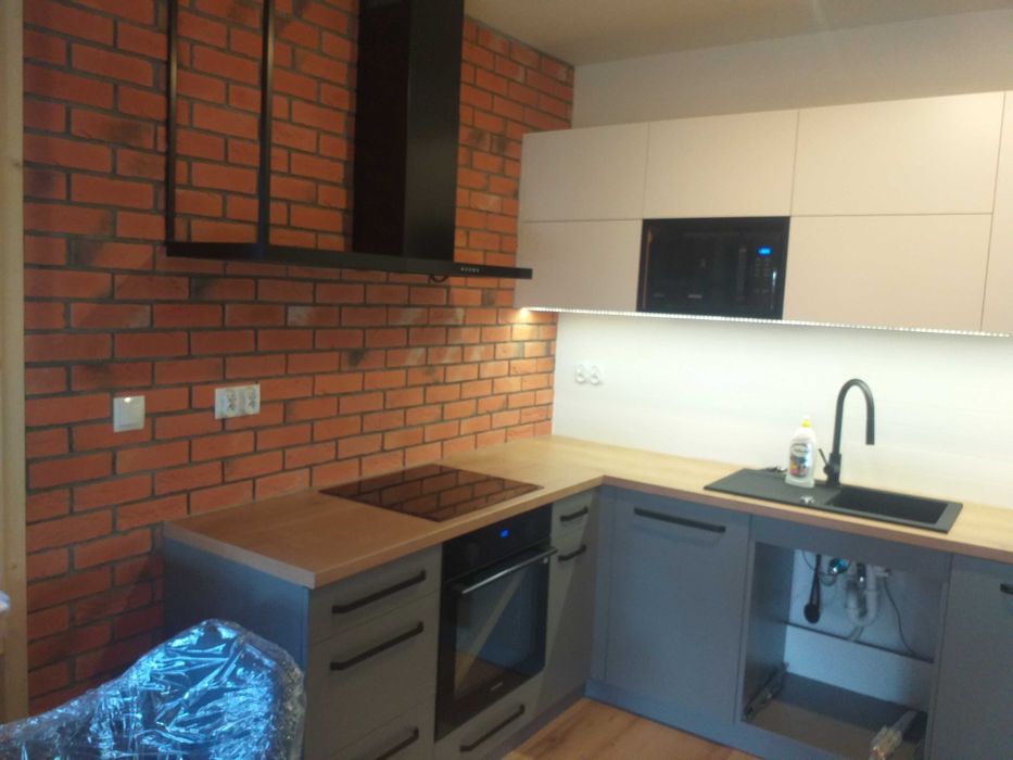 Usługi remontowo-budowlane