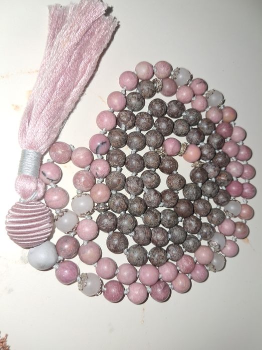 Чотки з натурального каміння