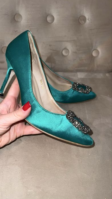 Туфлі, сапоги, ботильйони