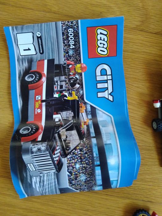 Lego city 60084 com caixa e instruções