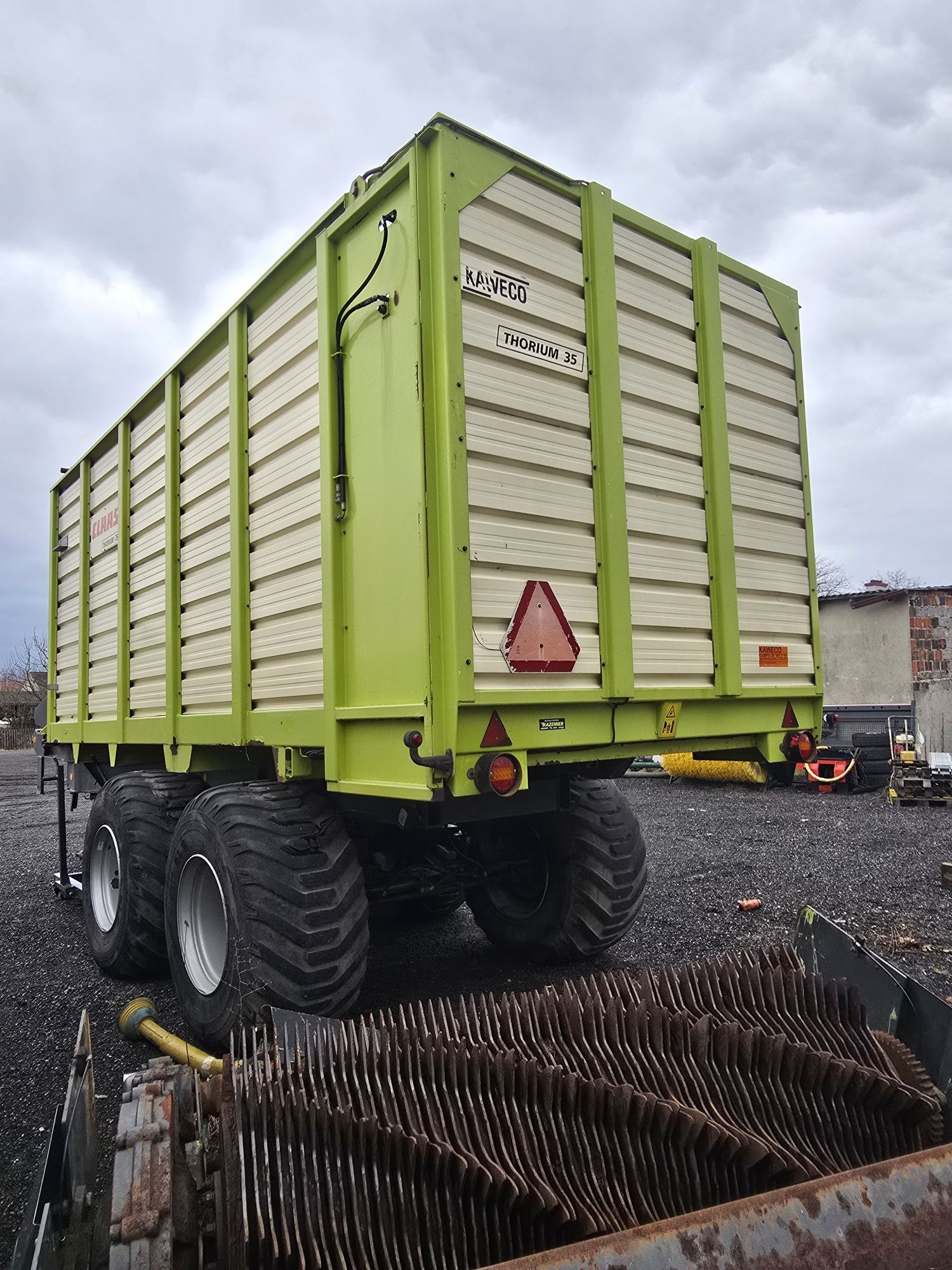 Przyczepa samozbierająca Kaweco Thorium 35m³ model pottinger