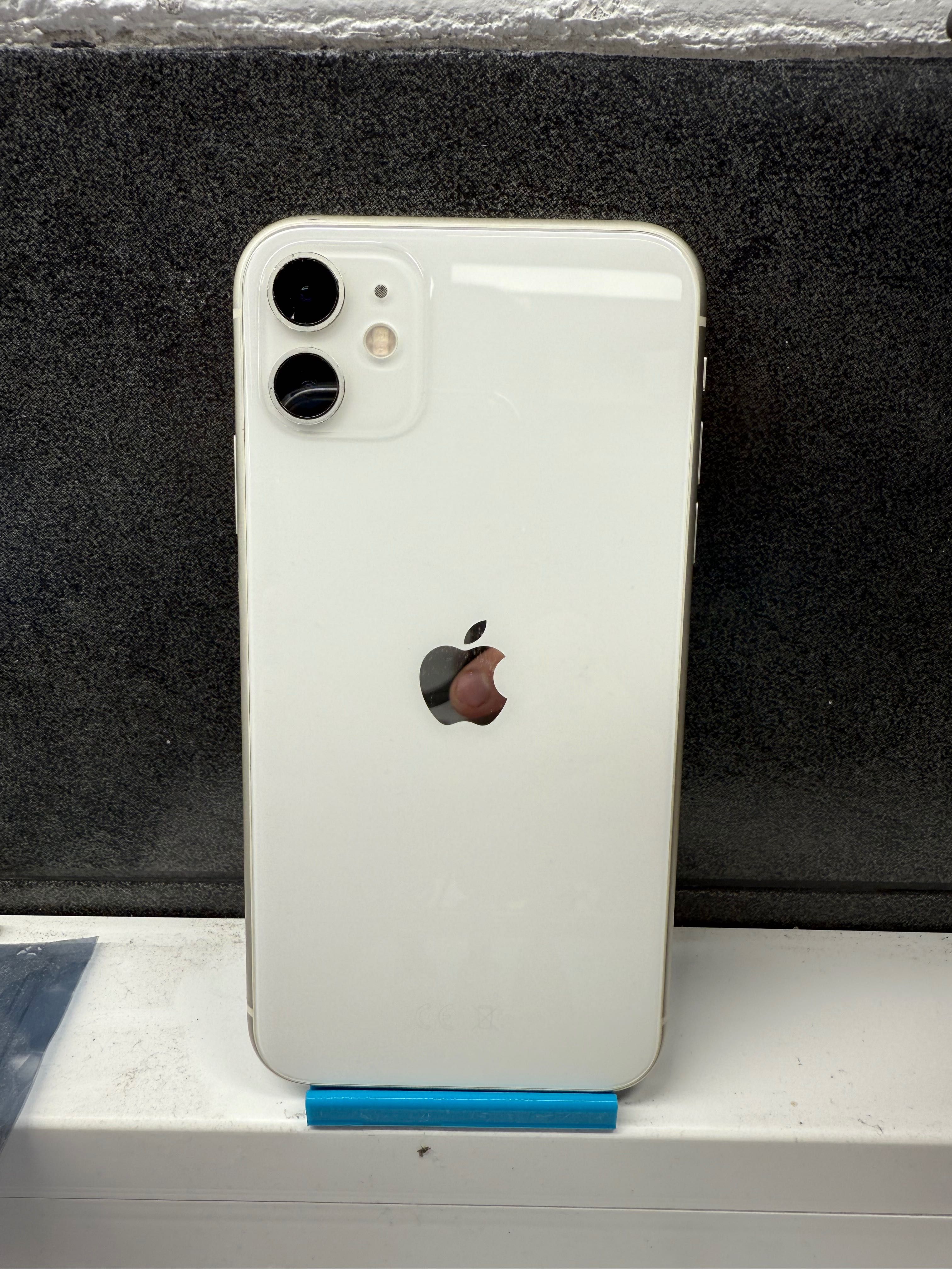iPhone 11 128gb - branco