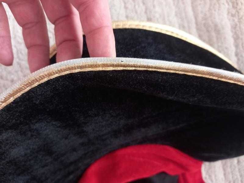 Треуголка пирата