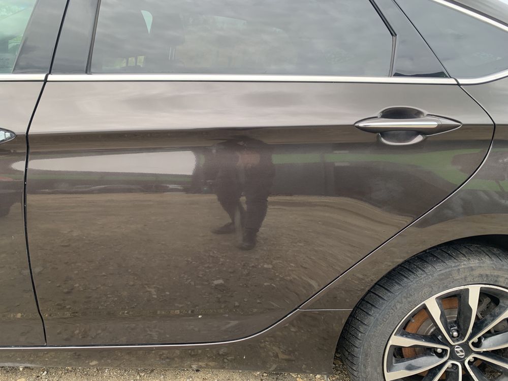 Hyundai i40 sedan drzwi lewe tylne lewy tył YN7